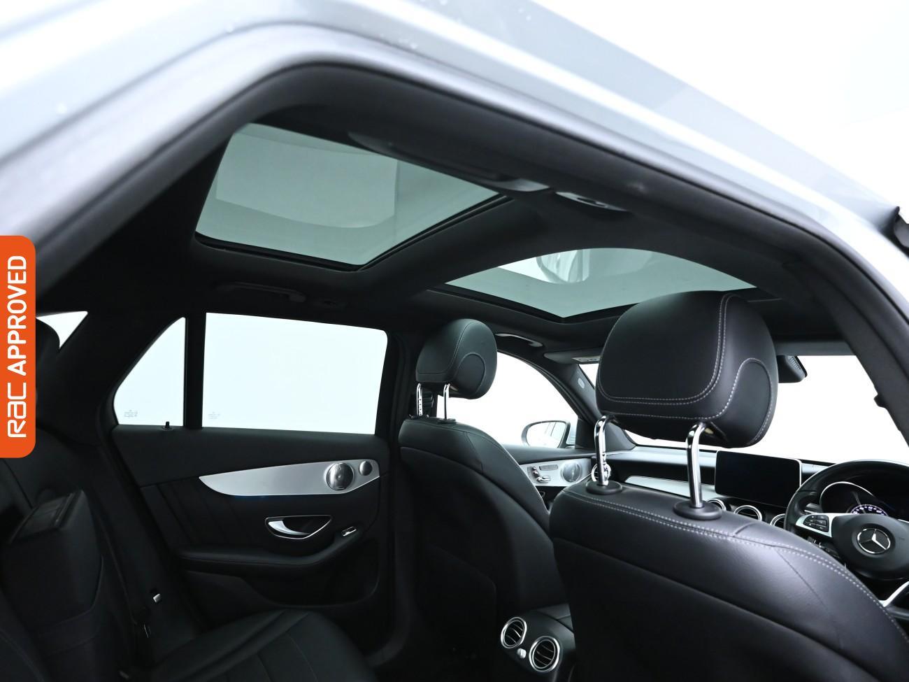 Used Mercedes-Benz GLC 2016 for sale - 77849336: Photo 3