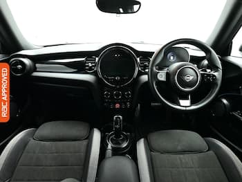 Used MINI Hatch 2023 for sale - 79696382: Photo