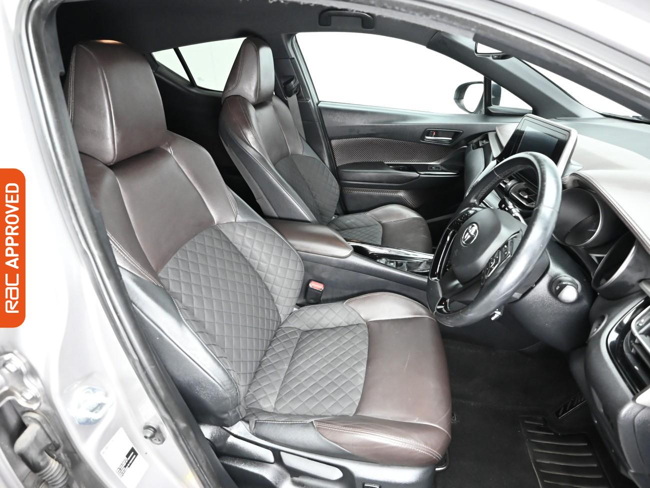 Used Toyota C-HR 2018 for sale - 76909620: Photo 12