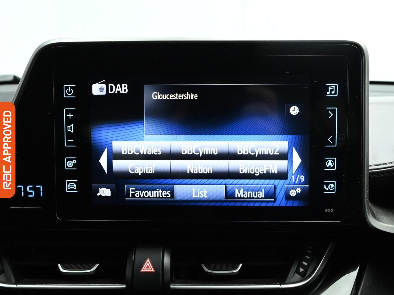 Used Toyota C-HR 2018 for sale - 76909620: Photo 14