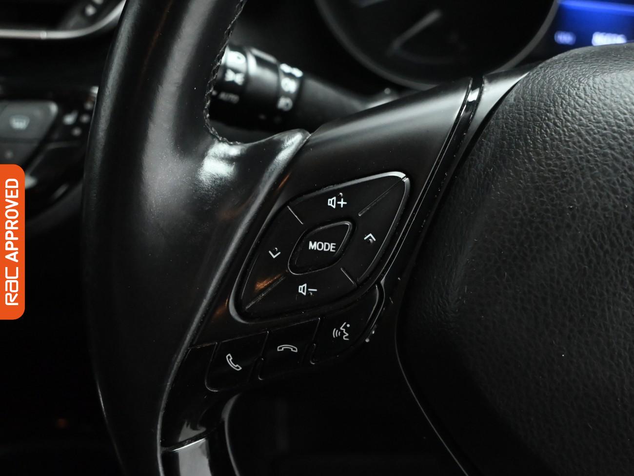 Used Toyota C-HR 2018 for sale - 76909620: Photo 21