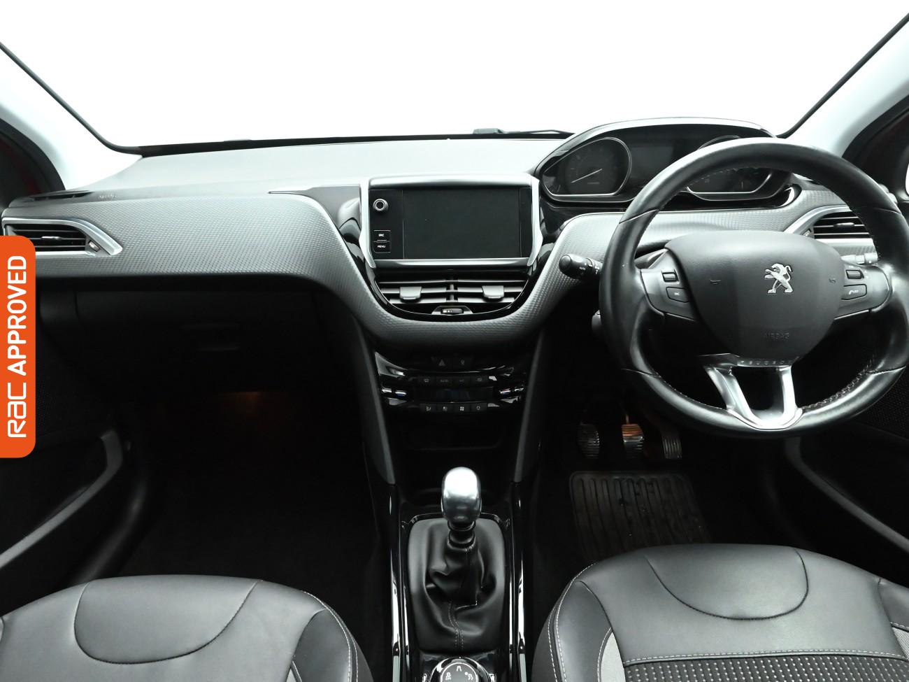 Used Peugeot 2008 2019 for sale - 77000801: Photo 2