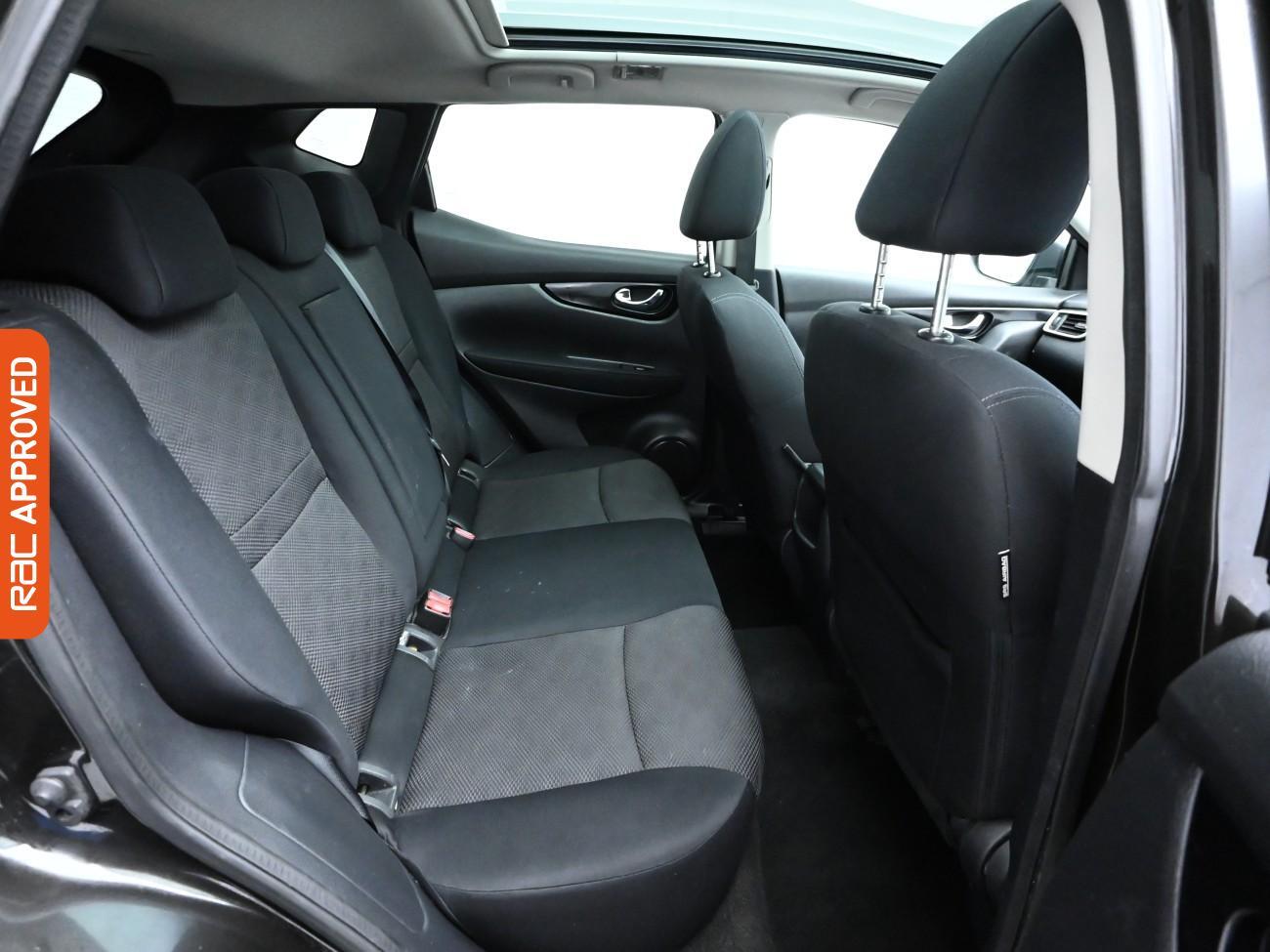 Used Nissan Qashqai 2015 for sale - 76065171: Photo 13