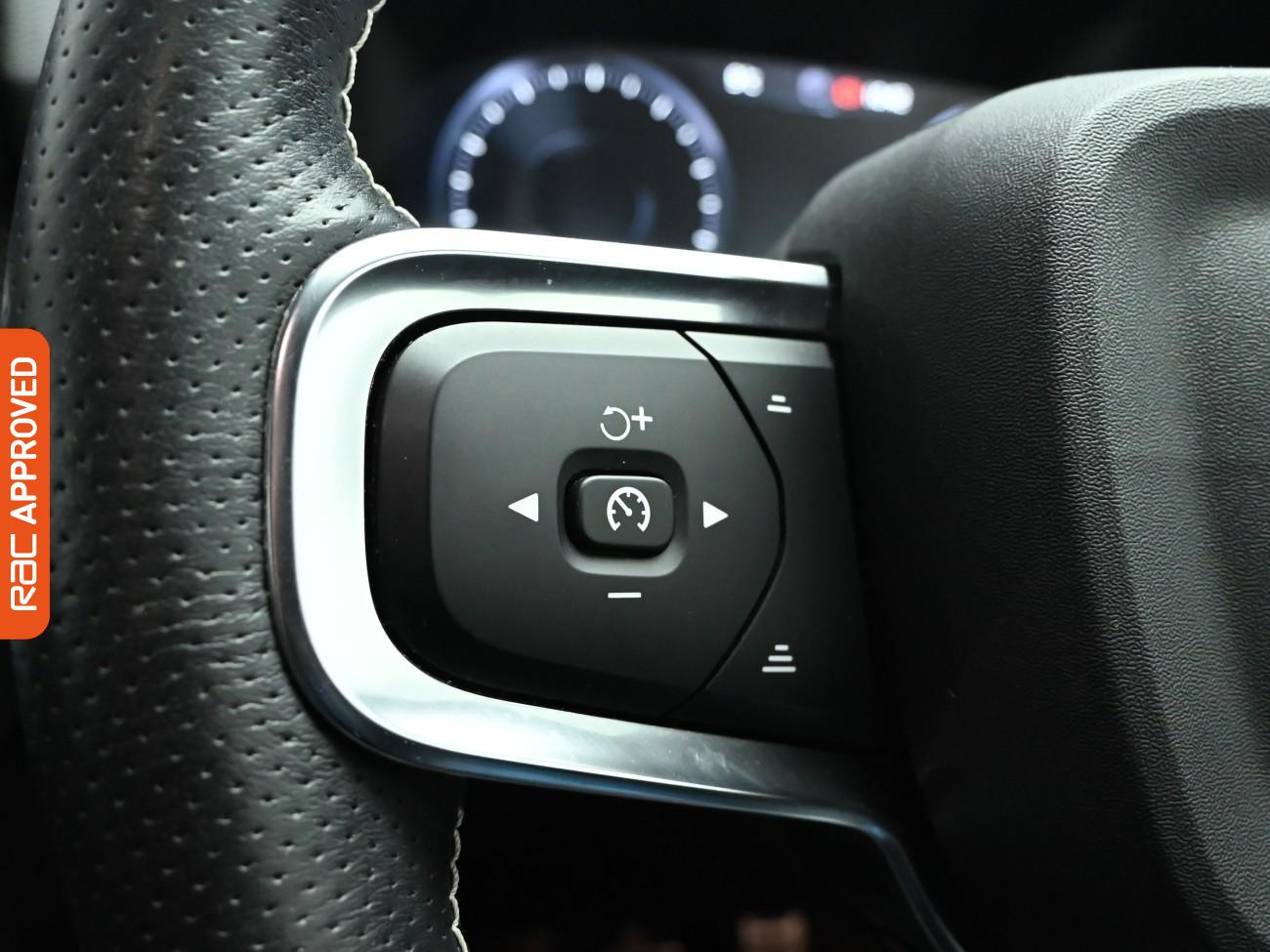 Used Volvo XC40 2021 for sale - 76739608: Photo 24