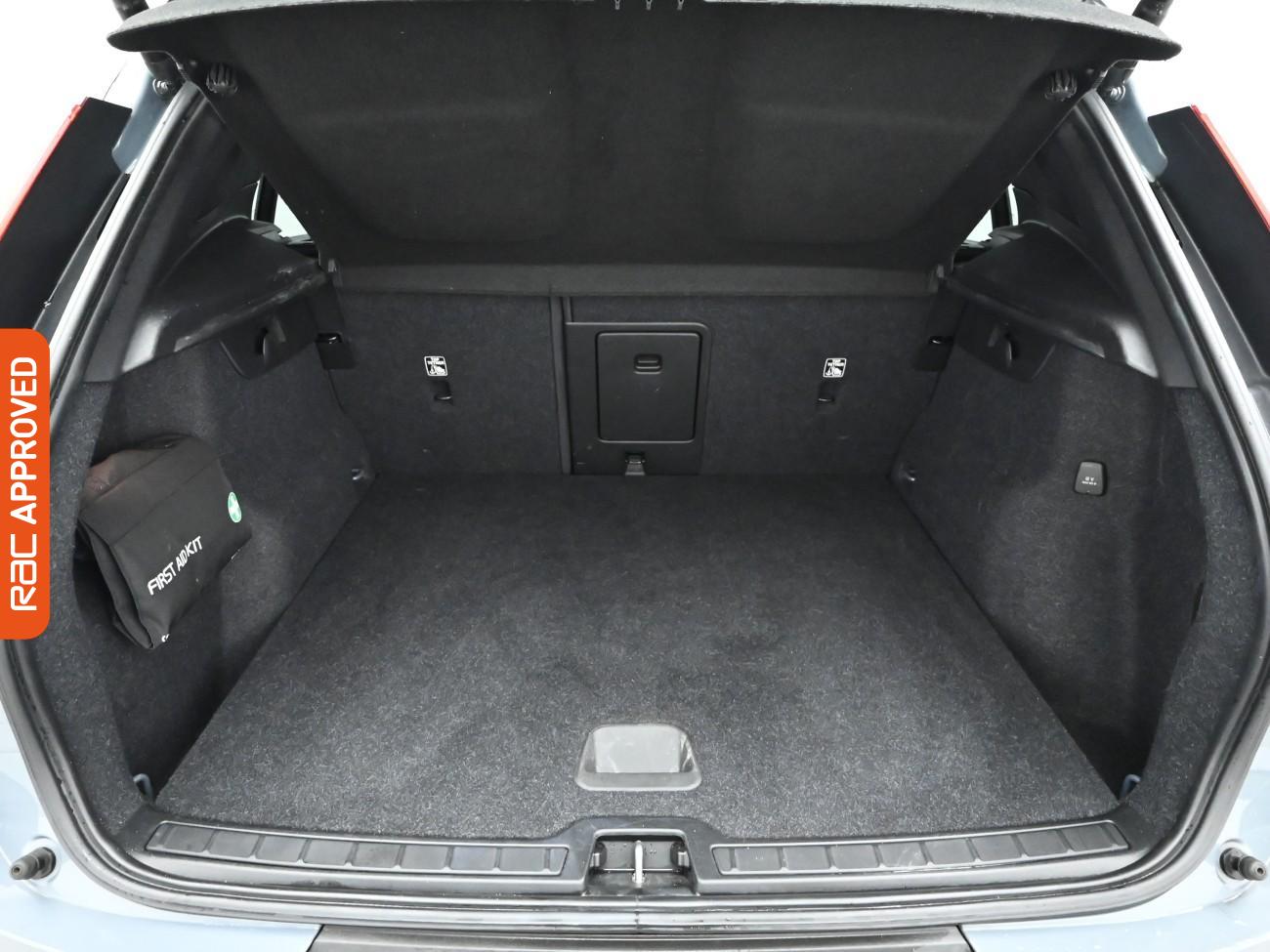 Used Volvo XC40 2021 for sale - 76739608: Photo 26