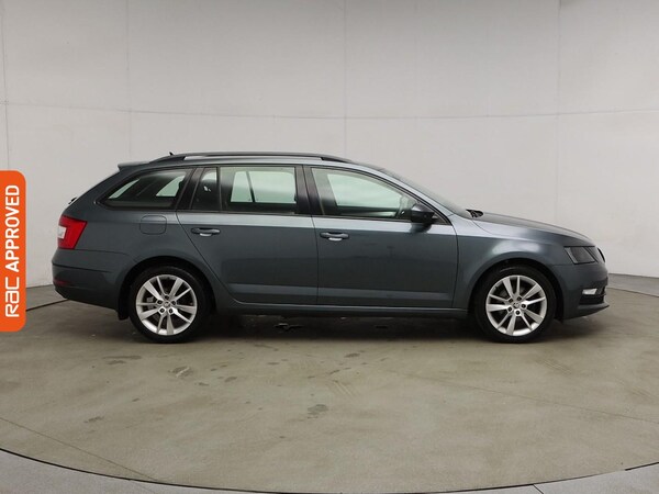 Used Skoda Octavia 2019 for sale - 76113717: Photo 6