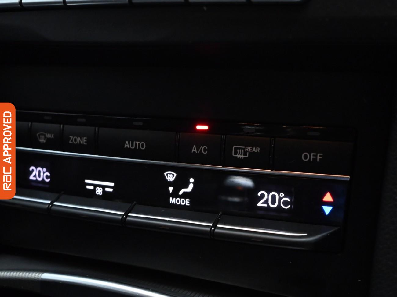 Used Mercedes-Benz E Class 2016 for sale - 76438884: Photo 25