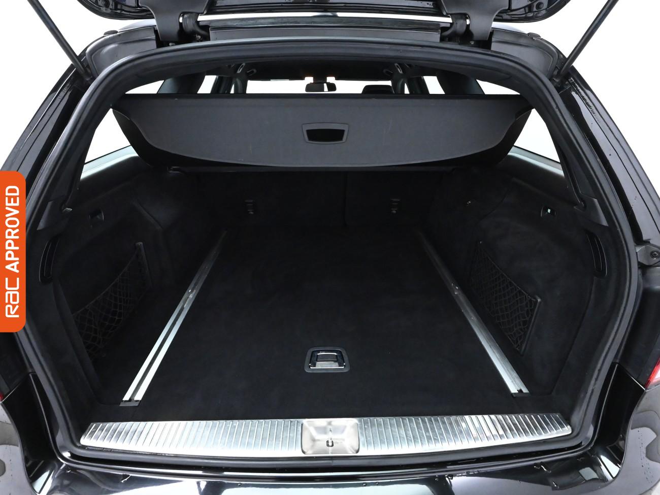 Used Mercedes-Benz E Class 2016 for sale - 76438884: Photo 28