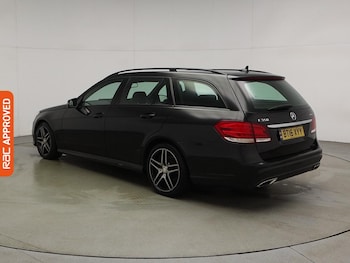 Used Mercedes-Benz E Class 2016 for sale - 76438884: Photo