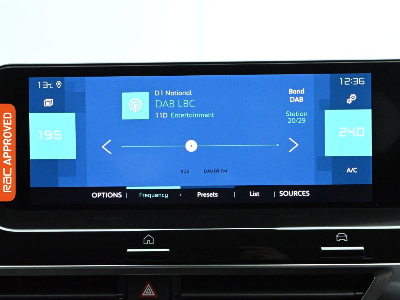 Used Citroen e-C4 2022 for sale - 77654299: Photo 17