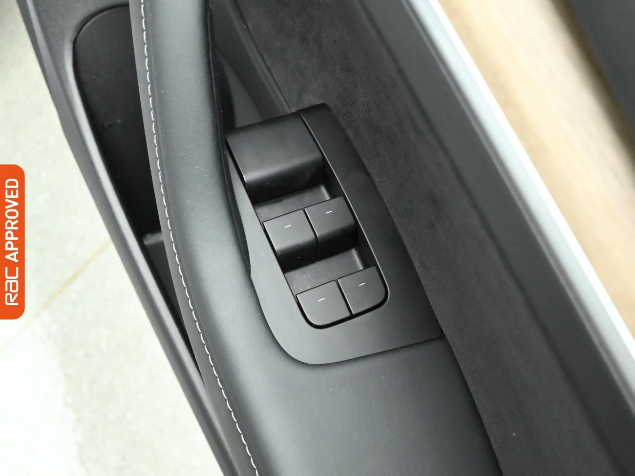 Used Tesla Model 3 2021 for sale - 76805330: Photo 28