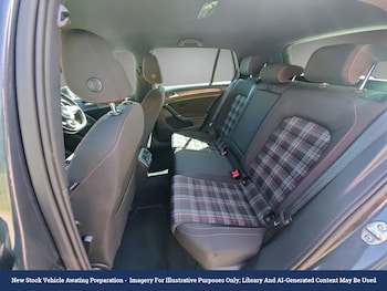 Used Volkswagen Golf 2018 for sale - 79215669: Photo