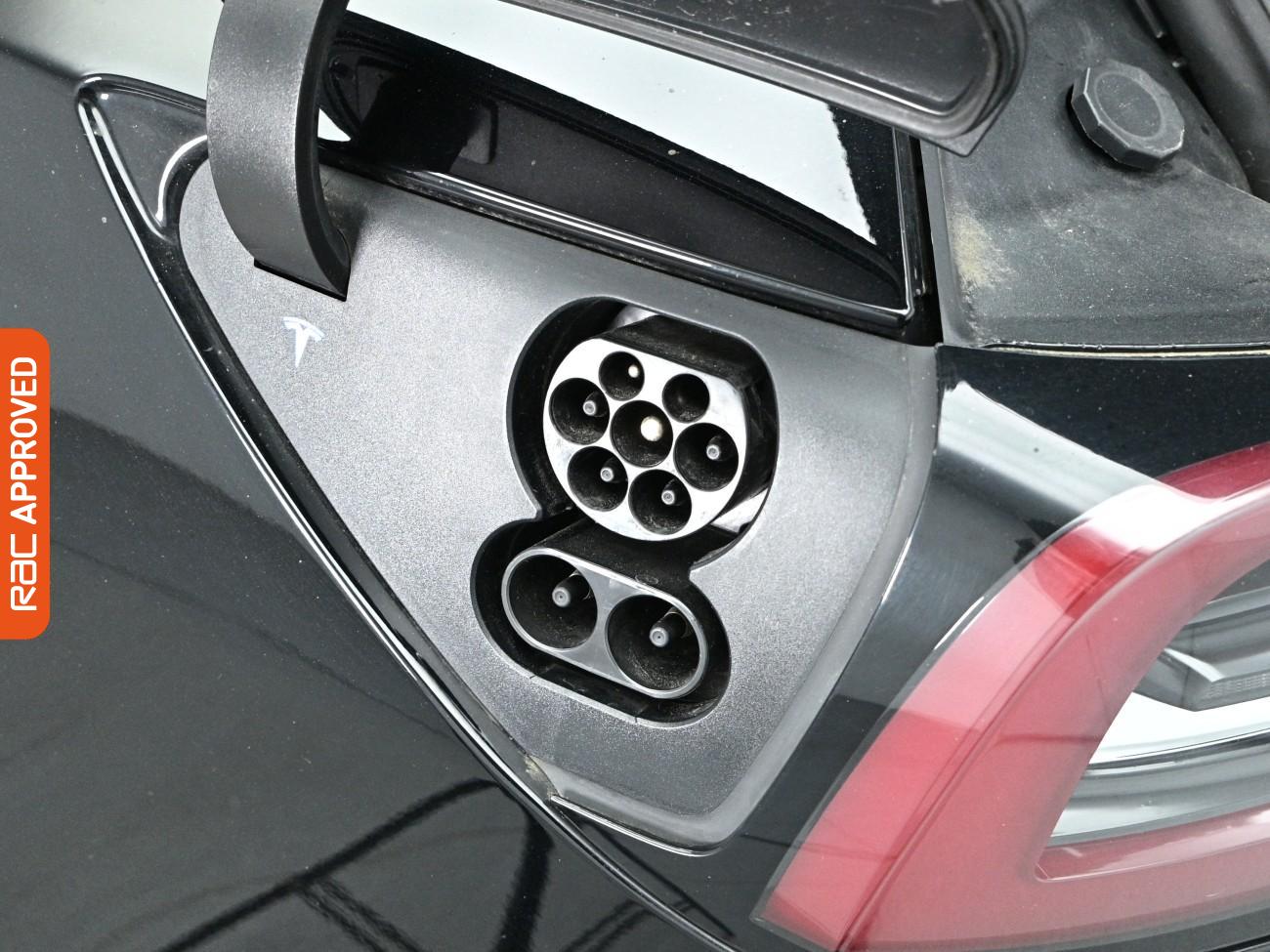 Used Tesla Model 3 2019 for sale - 78043469: Photo 26