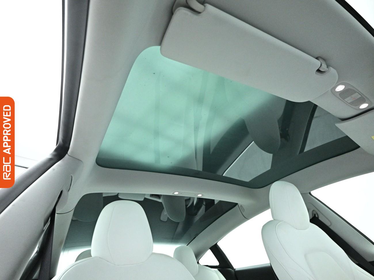 Used Tesla Model 3 2019 for sale - 78043469: Photo 3