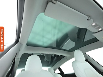 Used Tesla Model 3 2019 for sale - 78043469: Photo