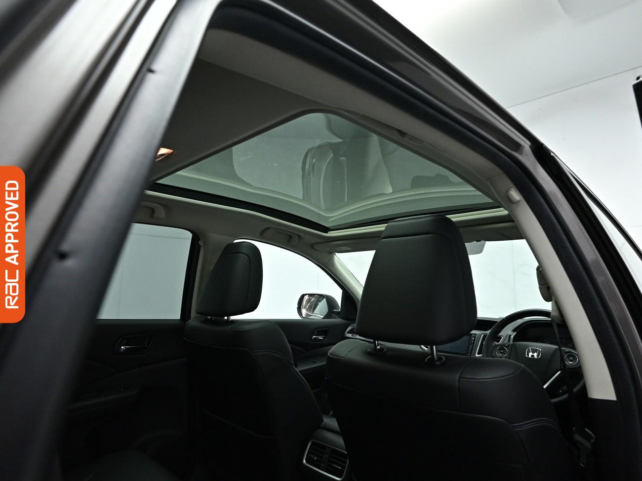 Used Honda CR-V 2018 for sale - 78029570: Photo 3