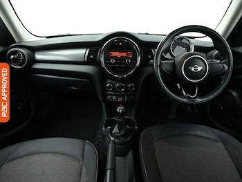 Used MINI Hatch 2018 for sale - 78646338: Photo