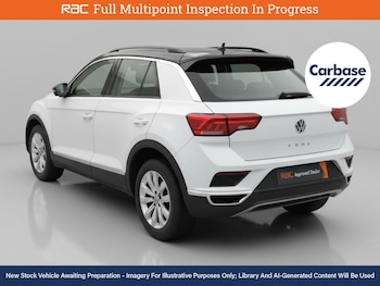 Used Volkswagen T-Roc 2019 for sale - 76929189: Photo