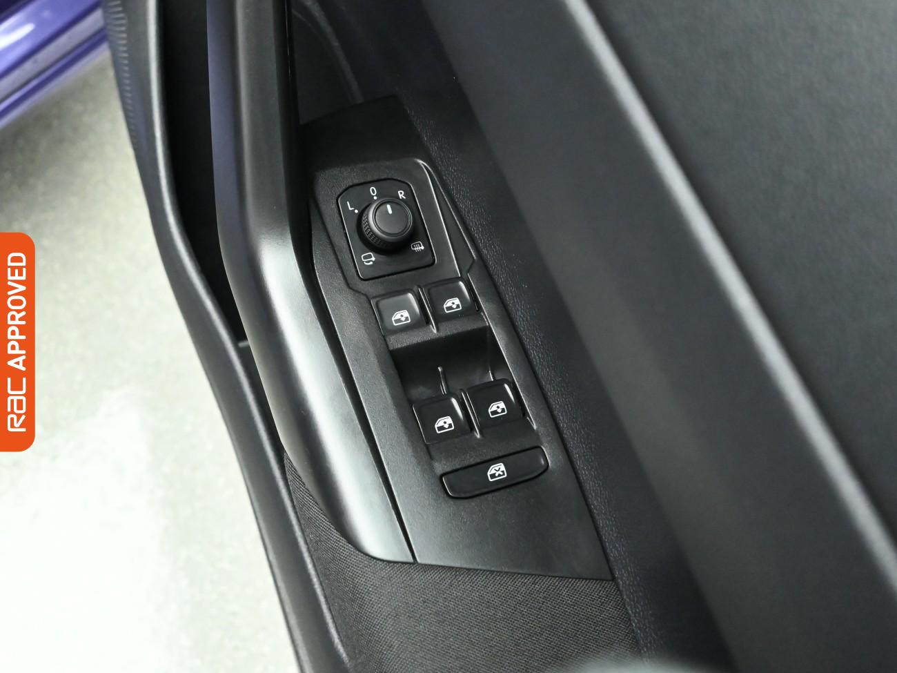 Used Volkswagen Polo 2022 for sale - 76650507: Photo 21