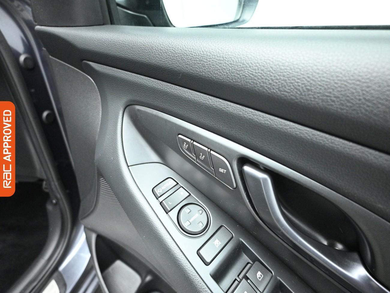 Used Hyundai i30 2018 for sale - 78111782: Photo 35