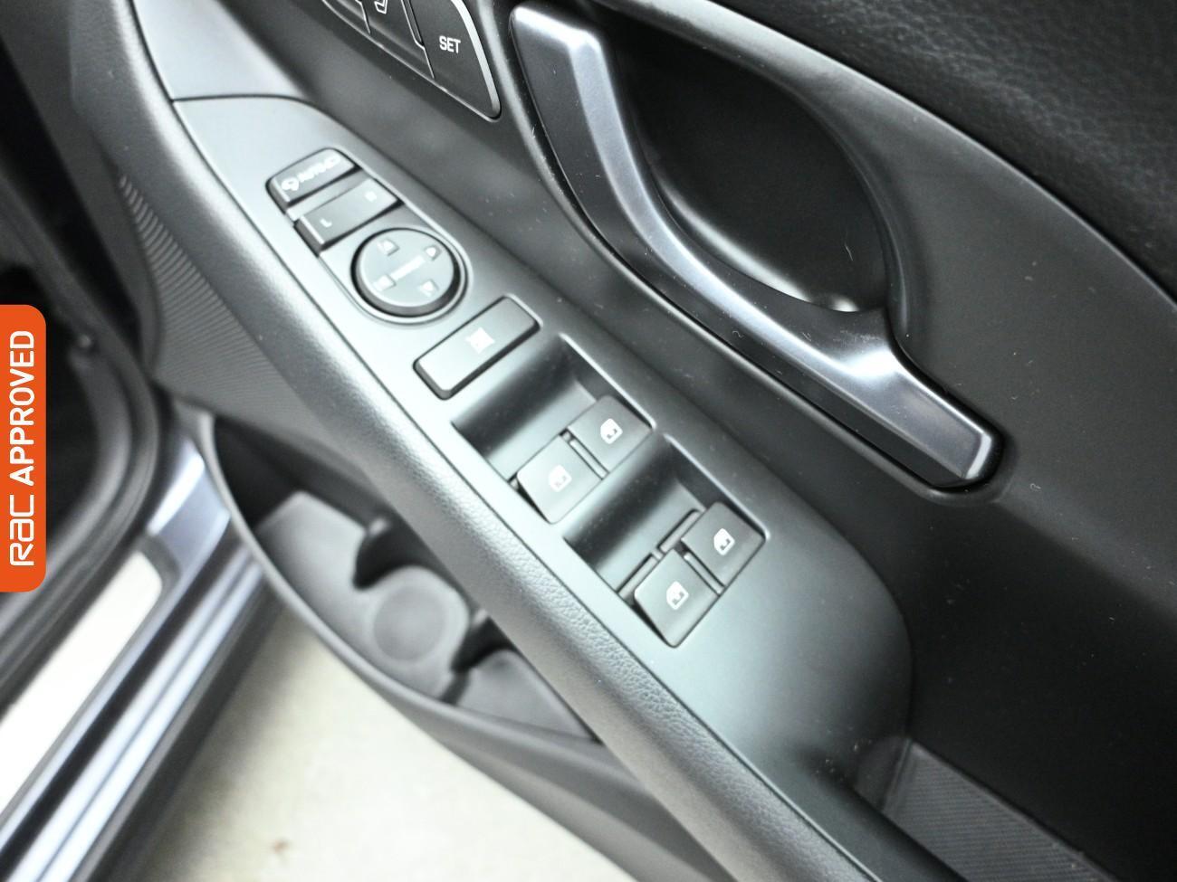 Used Hyundai i30 2018 for sale - 78111782: Photo 36