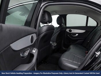 Used Mercedes-Benz C Class 2015 for sale - 77472901: Photo