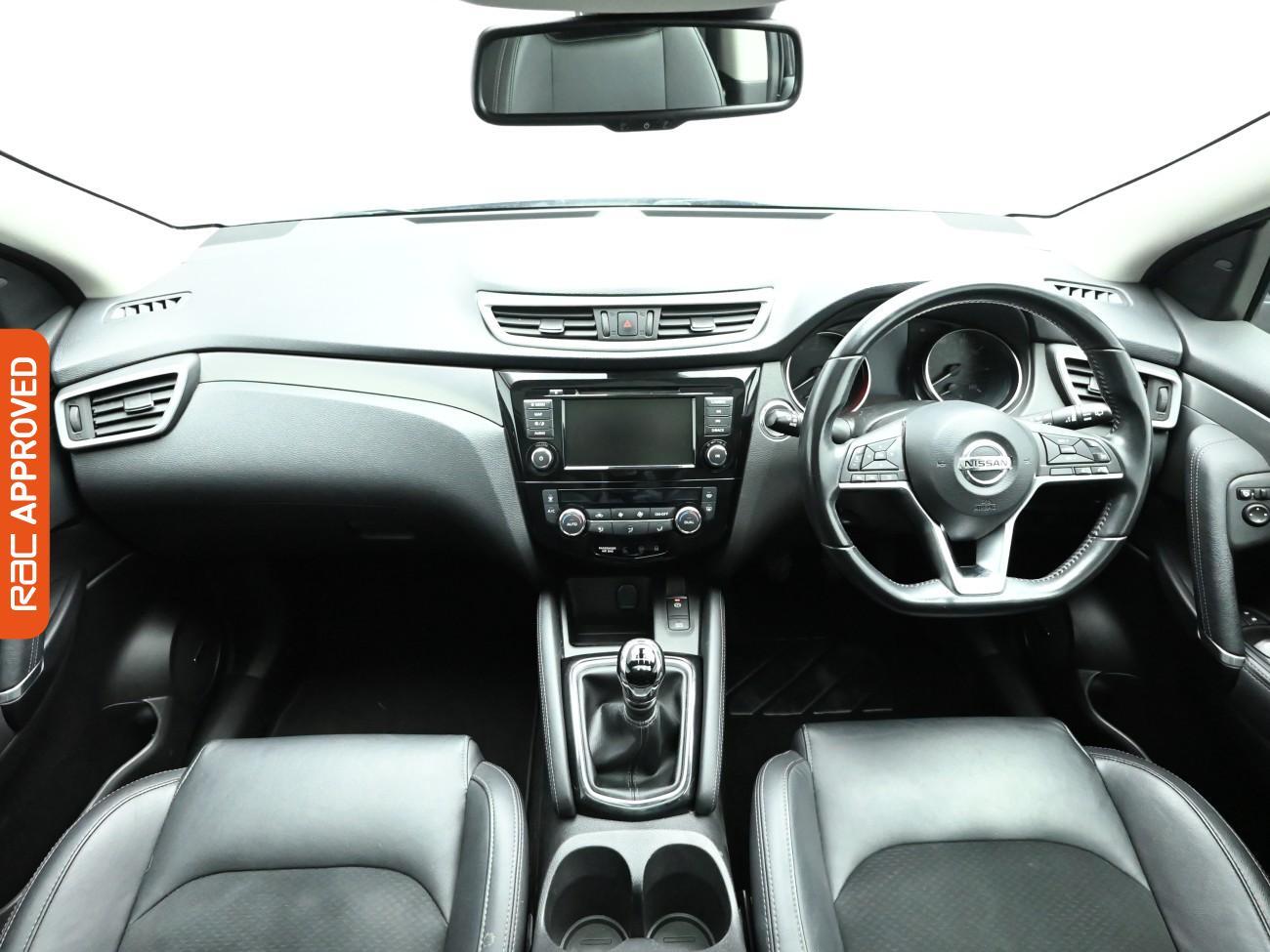 Used Nissan Qashqai 2019 for sale - 76650490: Photo 2