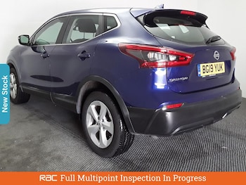 Used Nissan Qashqai 2019 for sale - 76170285: Photo 2