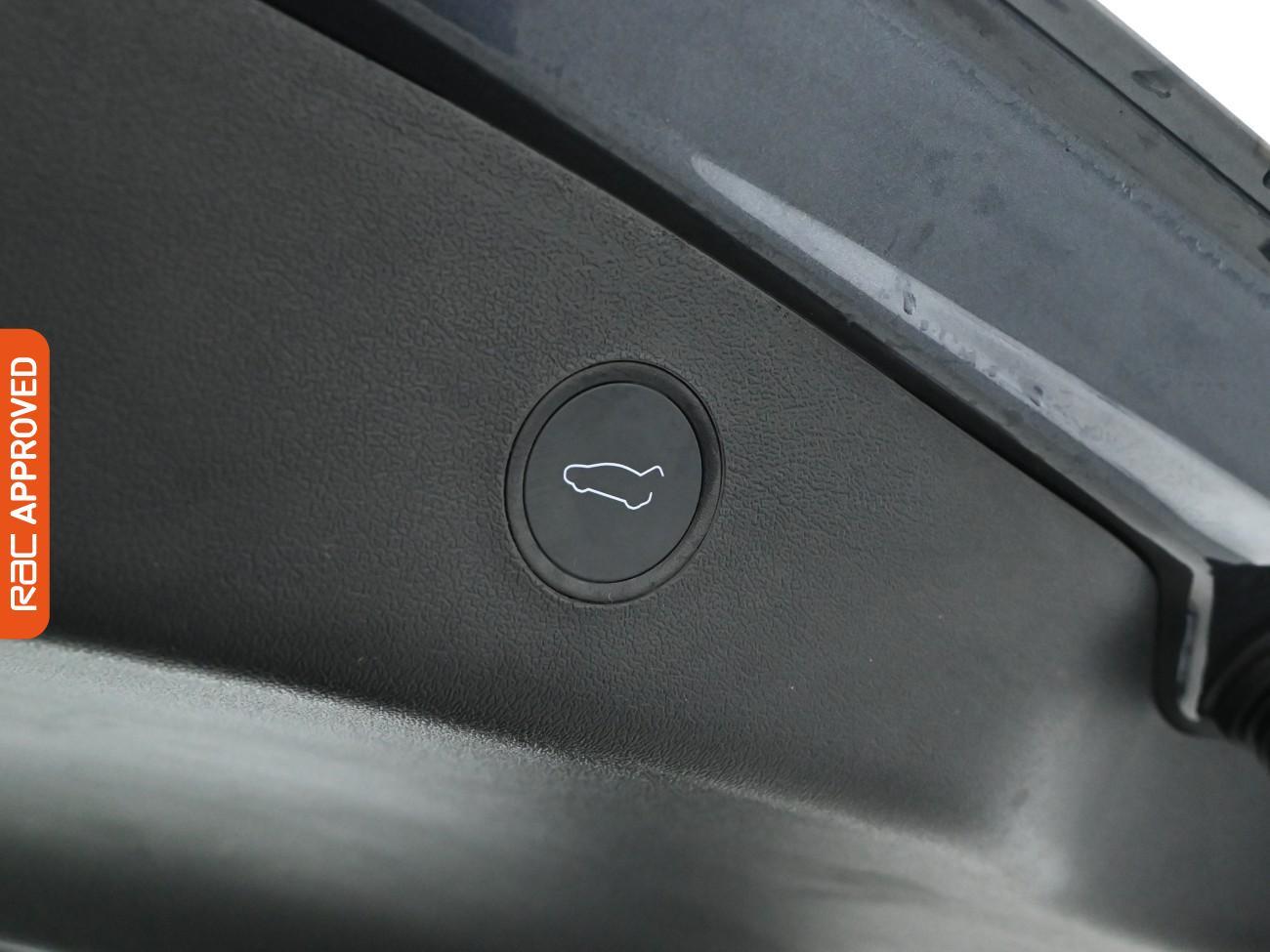 Used Tesla Model 3 2021 for sale - 76845525: Photo 17