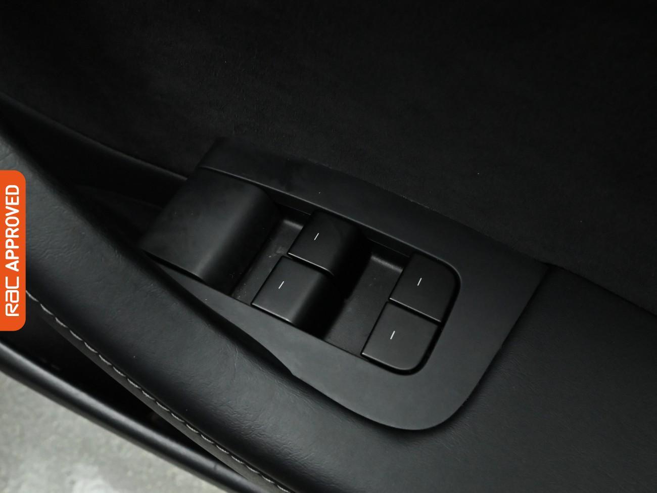 Used Tesla Model 3 2021 for sale - 76845525: Photo 28