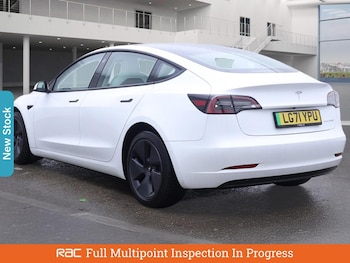 Used Tesla Model 3 2021 for sale - 76142215: Photo 2