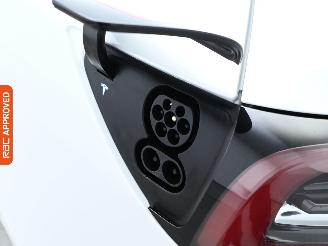 Used Tesla Model 3 2021 for sale - 76685758: Photo 17