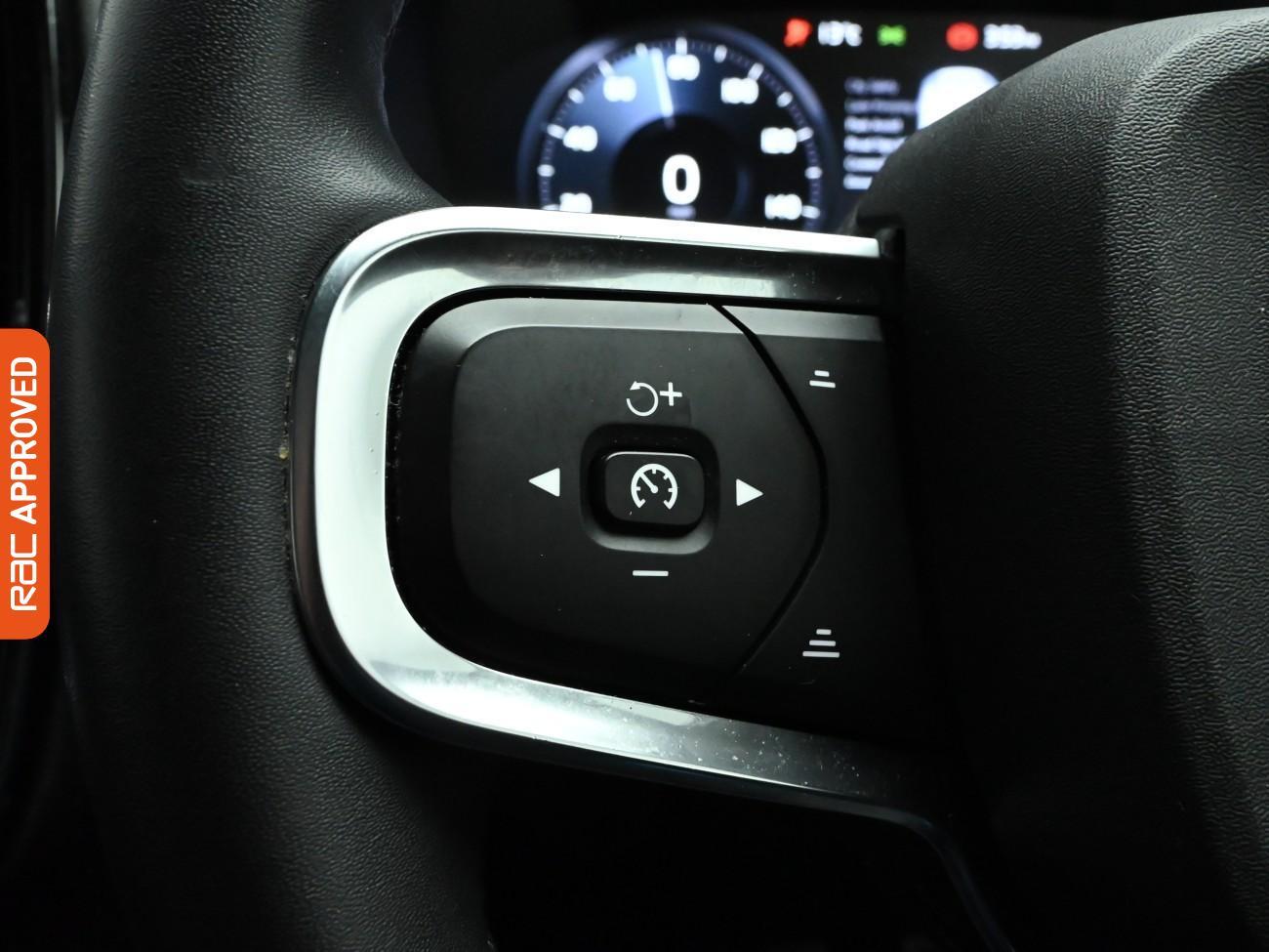 Used Volvo XC40 2021 for sale - 77138890: Photo 22