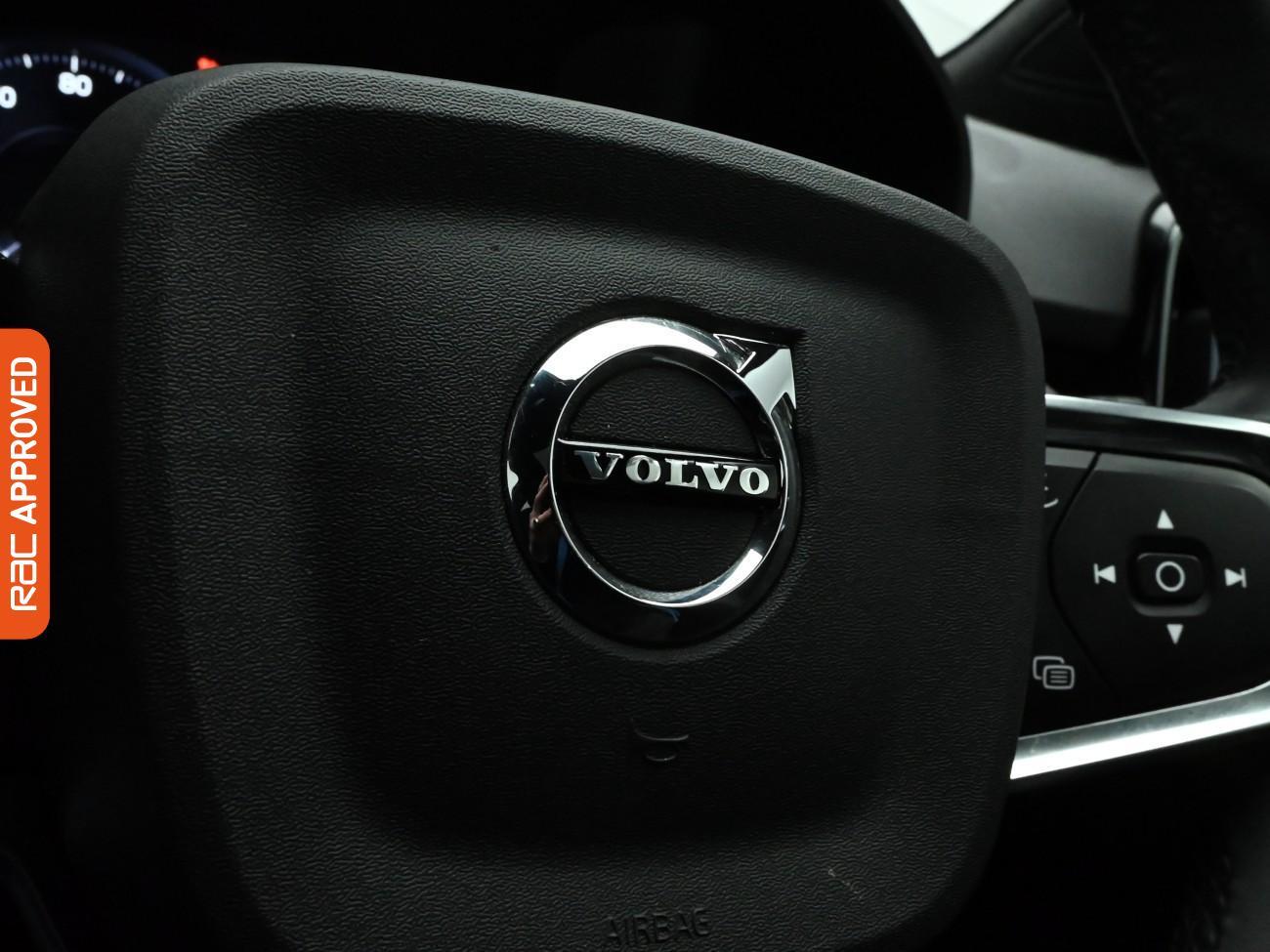 Used Volvo XC40 2021 for sale - 77138890: Photo 23