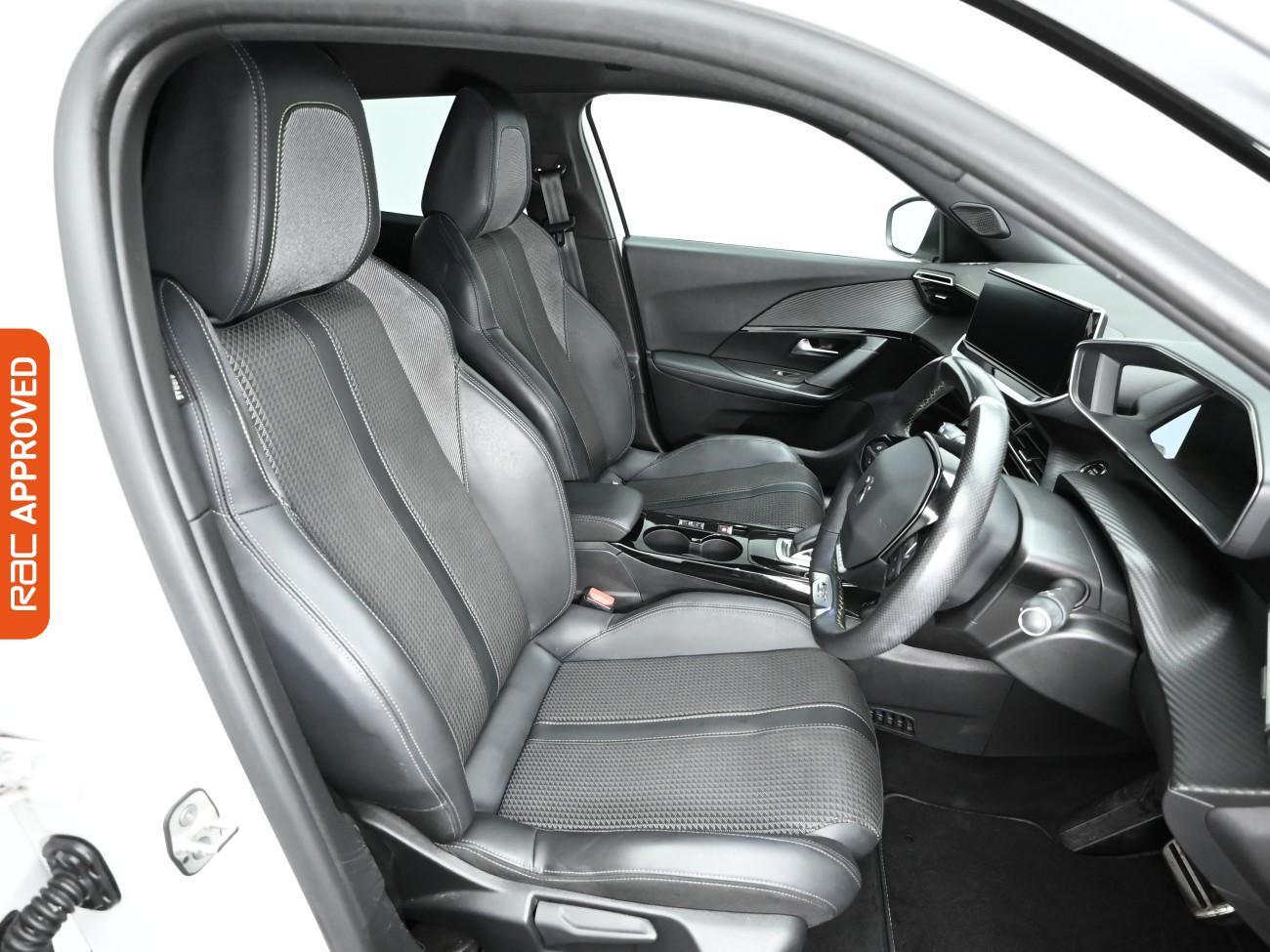 Used Peugeot E-2008 2021 for sale - 76723914: Photo 14