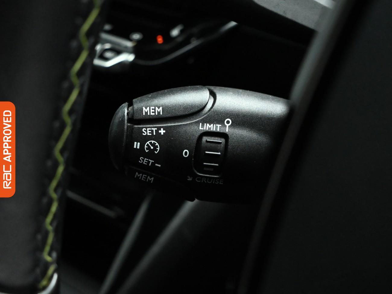 Used Peugeot E-2008 2021 for sale - 76723914: Photo 25