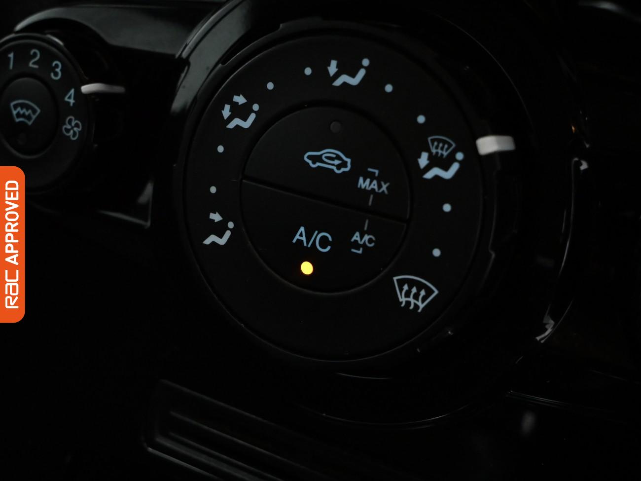 Used Ford Fiesta 2017 for sale - 77071958: Photo 15