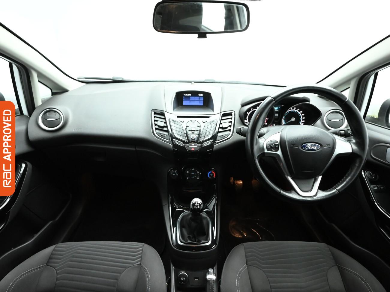 Used Ford Fiesta 2017 for sale - 77071958: Photo 2