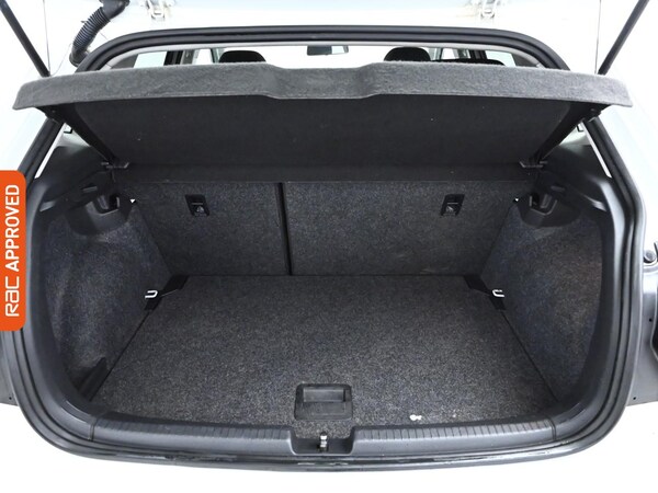 Used Volkswagen Polo 2021 for sale - 76230731: Photo 24