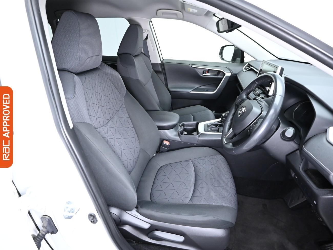 Used Toyota RAV4 2021 for sale - 76311017: Photo 12
