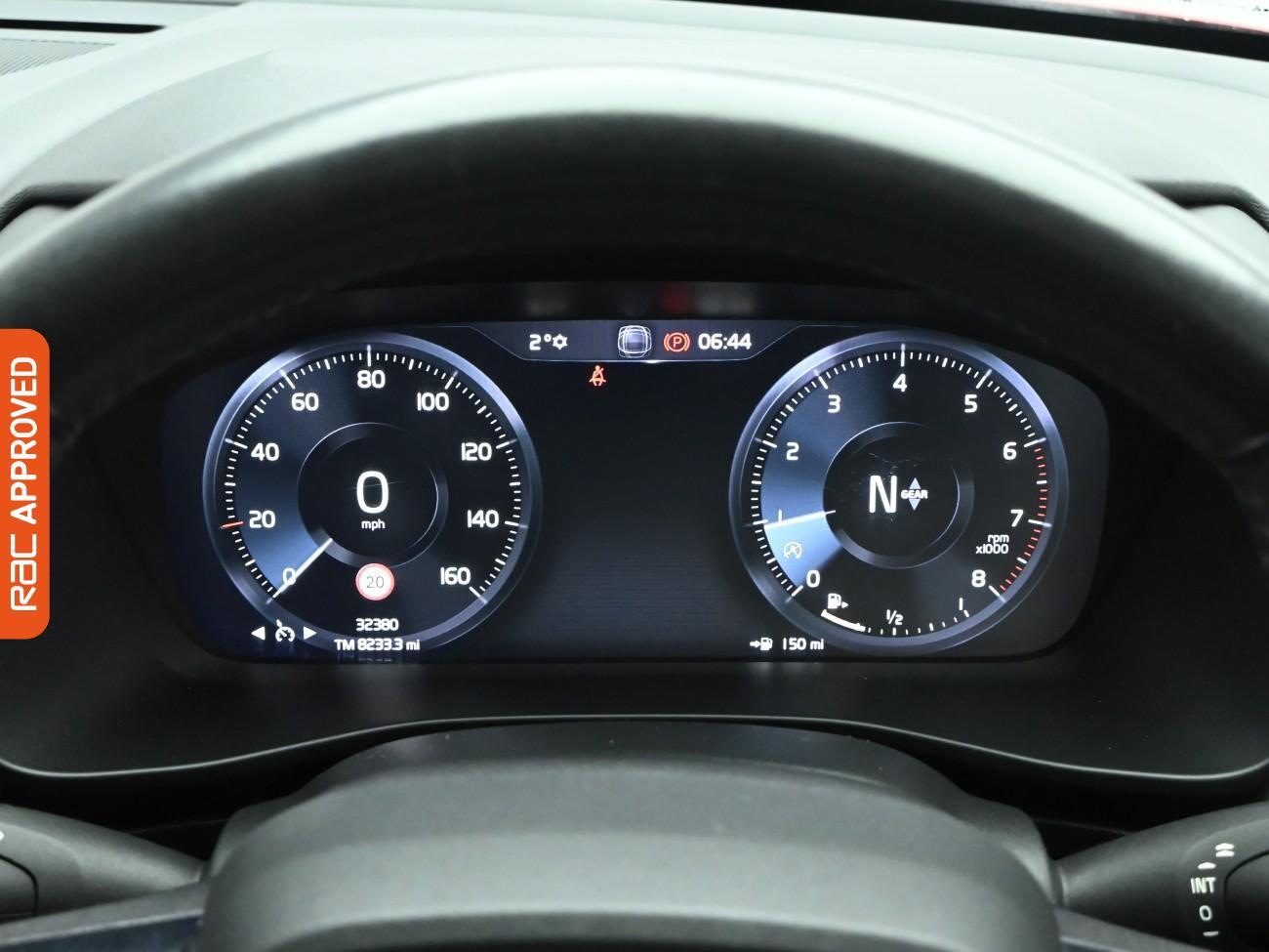 Used Volvo XC40 2021 for sale - 76798484: Photo 11