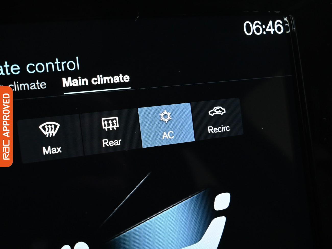 Used Volvo XC40 2021 for sale - 76798484: Photo 18