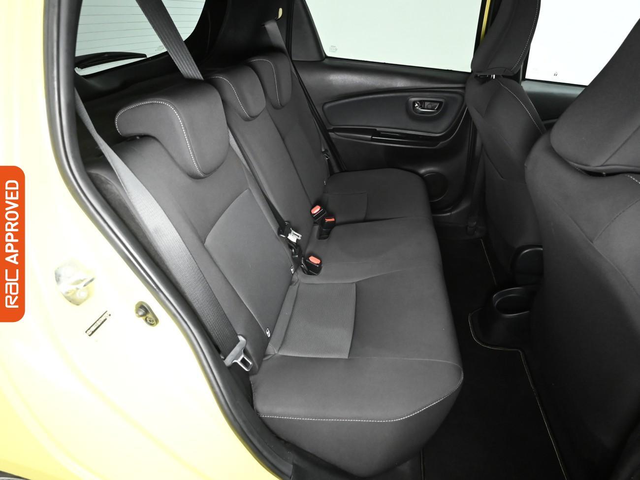 Used Toyota Yaris 2018 for sale - 76878306: Photo 13