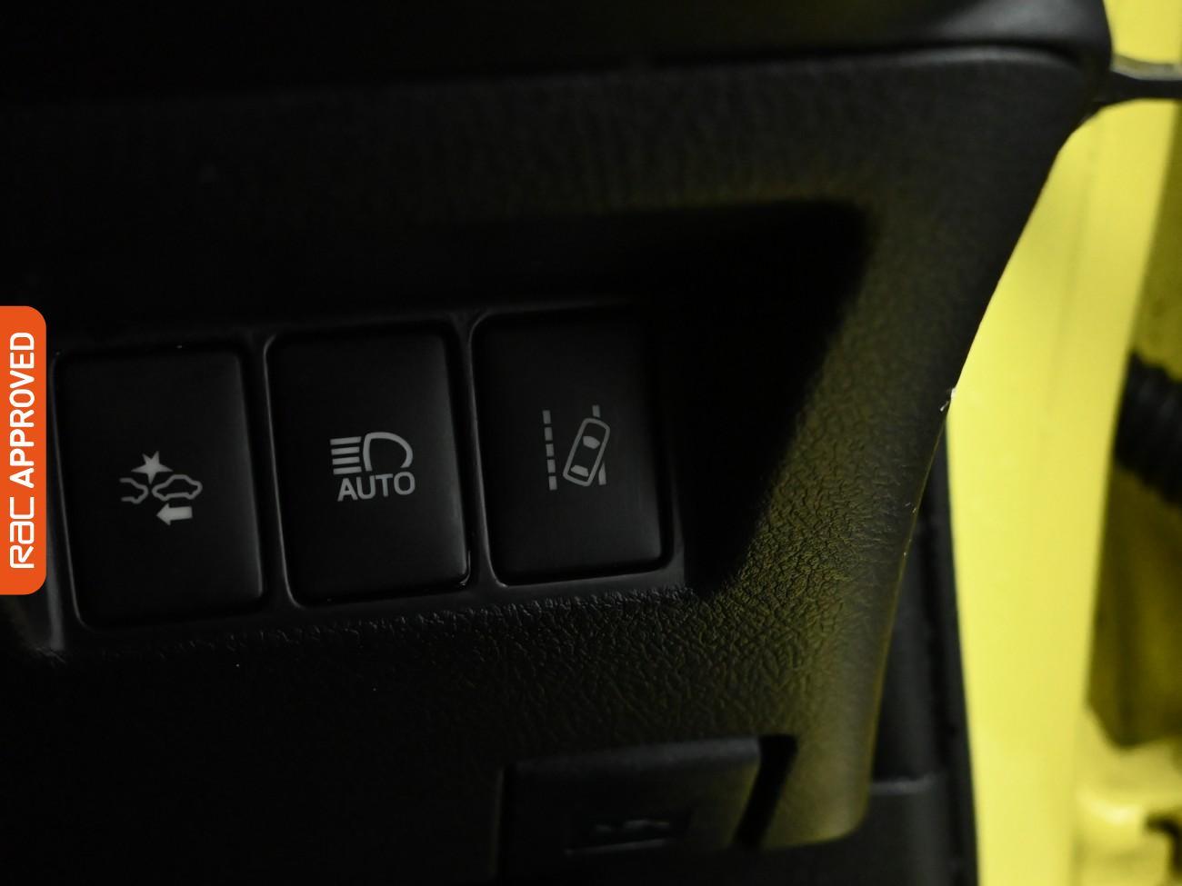 Used Toyota Yaris 2018 for sale - 76878306: Photo 22