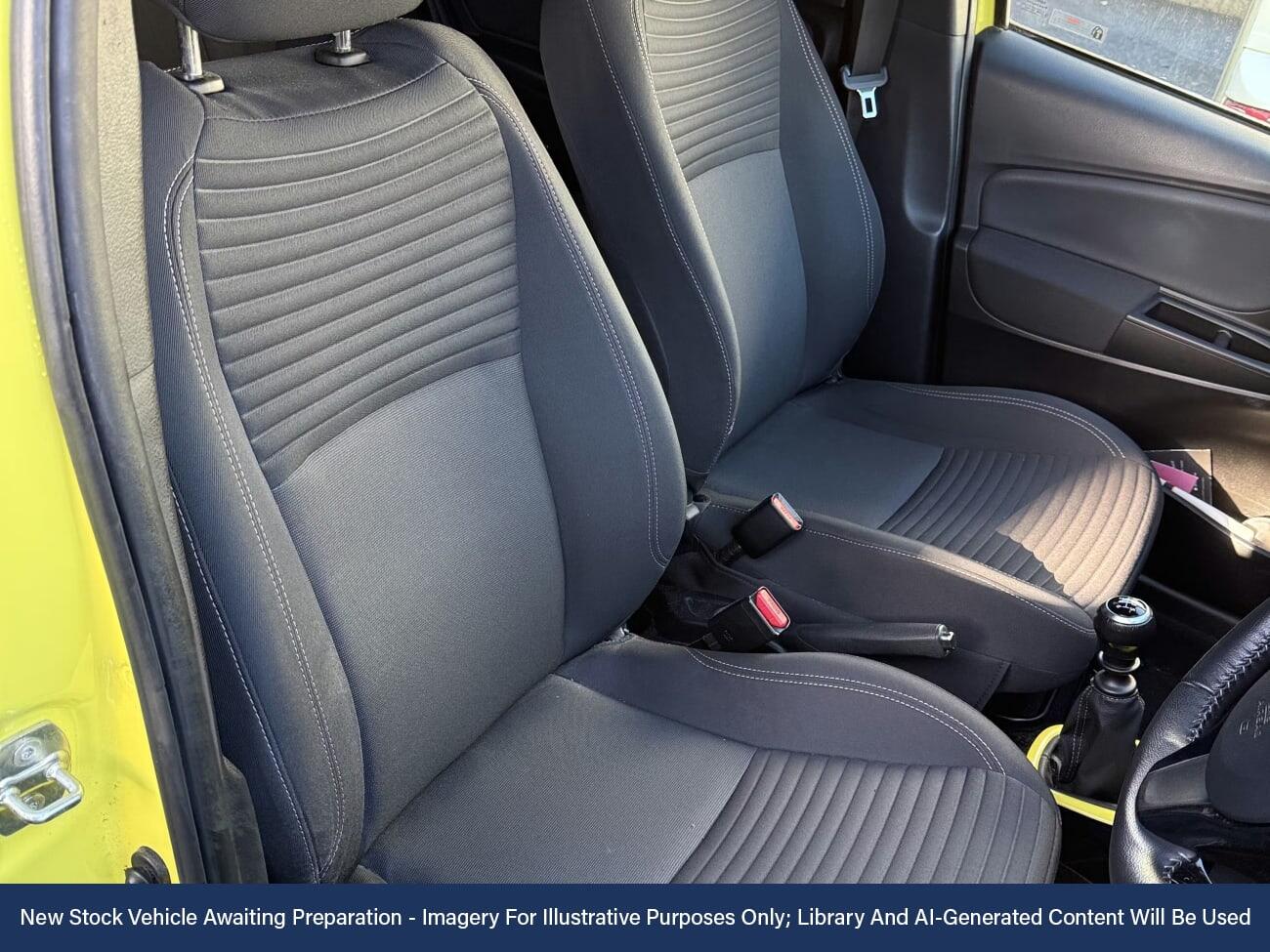 Used Toyota Yaris 2018 for sale - 76878306: Photo 3