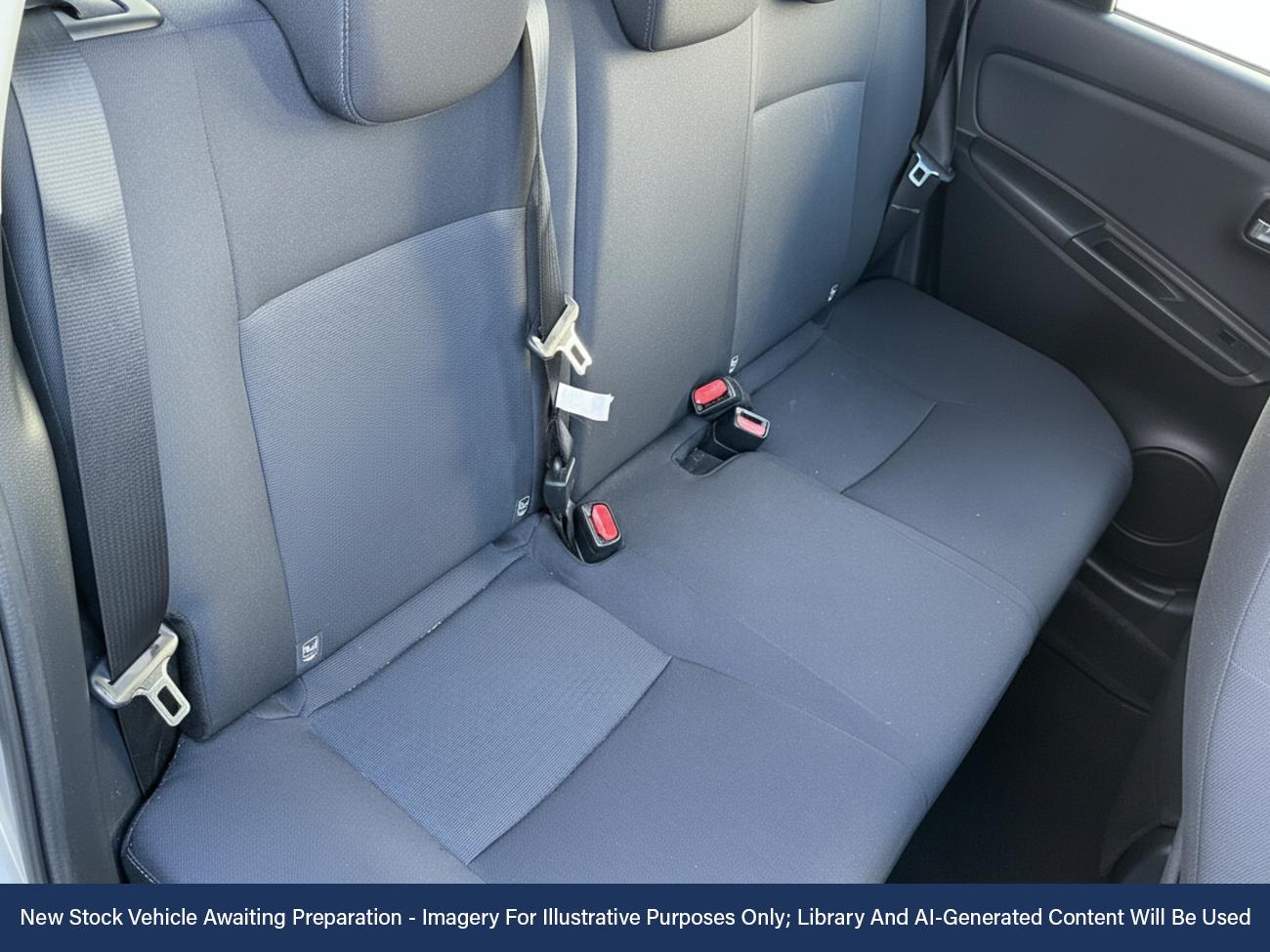 Used Toyota Yaris 2018 for sale - 76878306: Photo 4