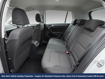 Used Volkswagen Golf 2018 for sale - 77719309: Photo