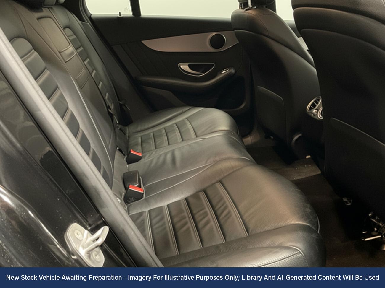 Used Mercedes-Benz EQC 2020 for sale - 76663255: Photo 4