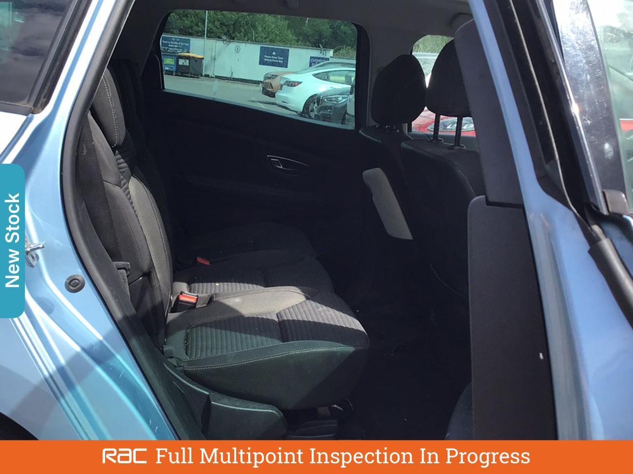 Used Renault Grand Scenic 2019 for sale - 76576209: Photo 4