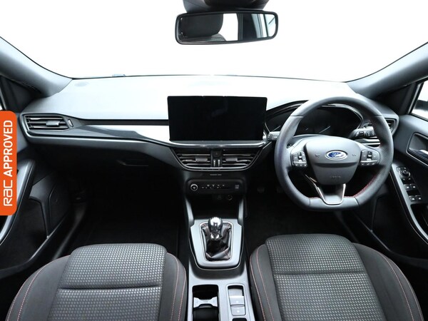 Used Ford Focus 2022 for sale - 76230695: Photo 2